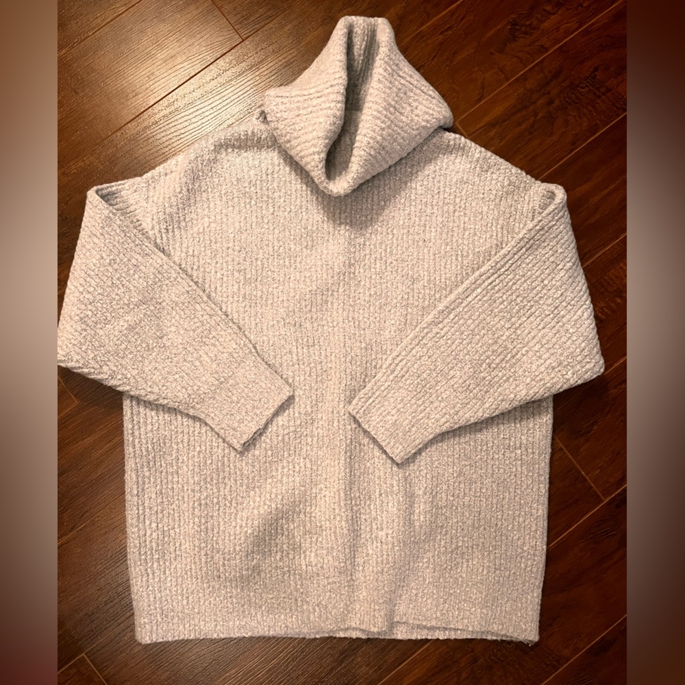 Grey oversized turtleneck